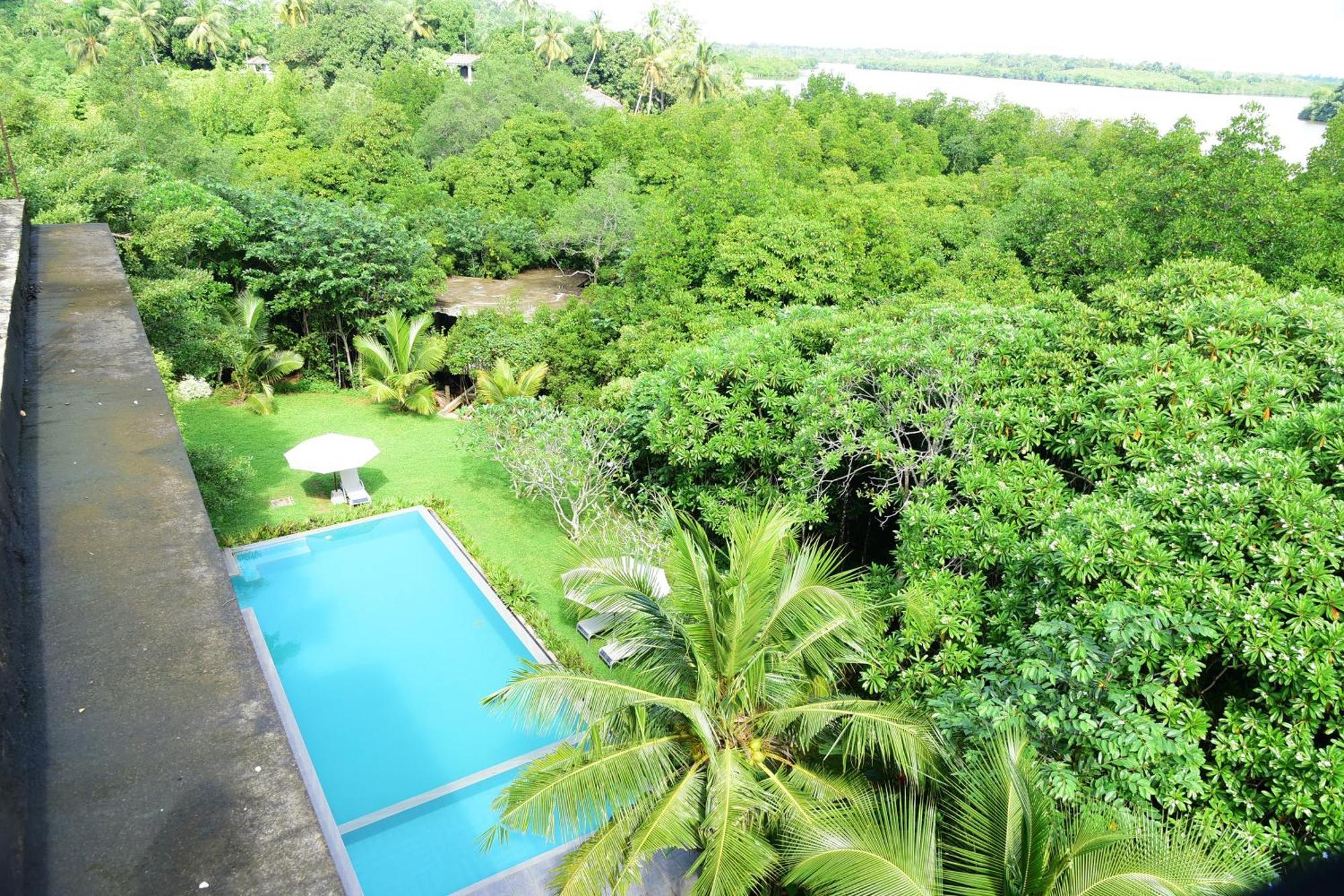 Hikka Secret Lake Resort Hikkaduwa Exterior photo